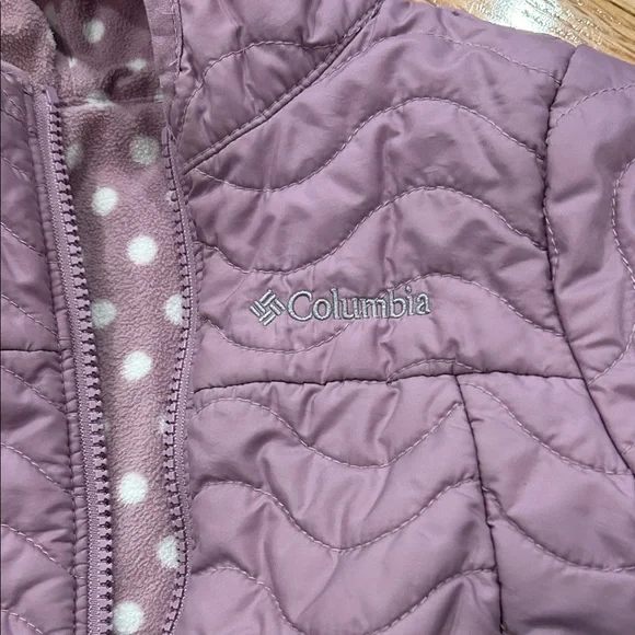 Columbia Quilted Jacket in Dusty Purple with Polka Dot Lining - Picture 4 of 7